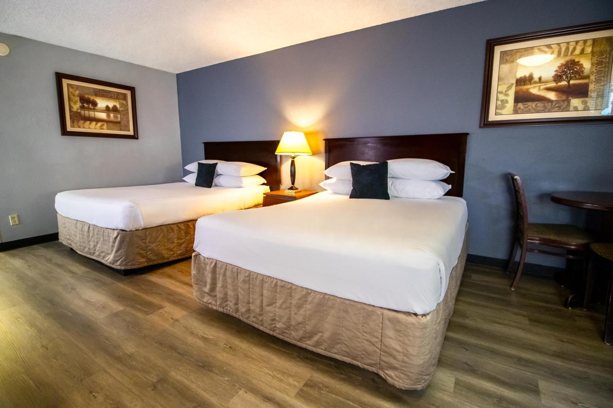 Red Lion Inn & Suites Vancouver Esterno foto