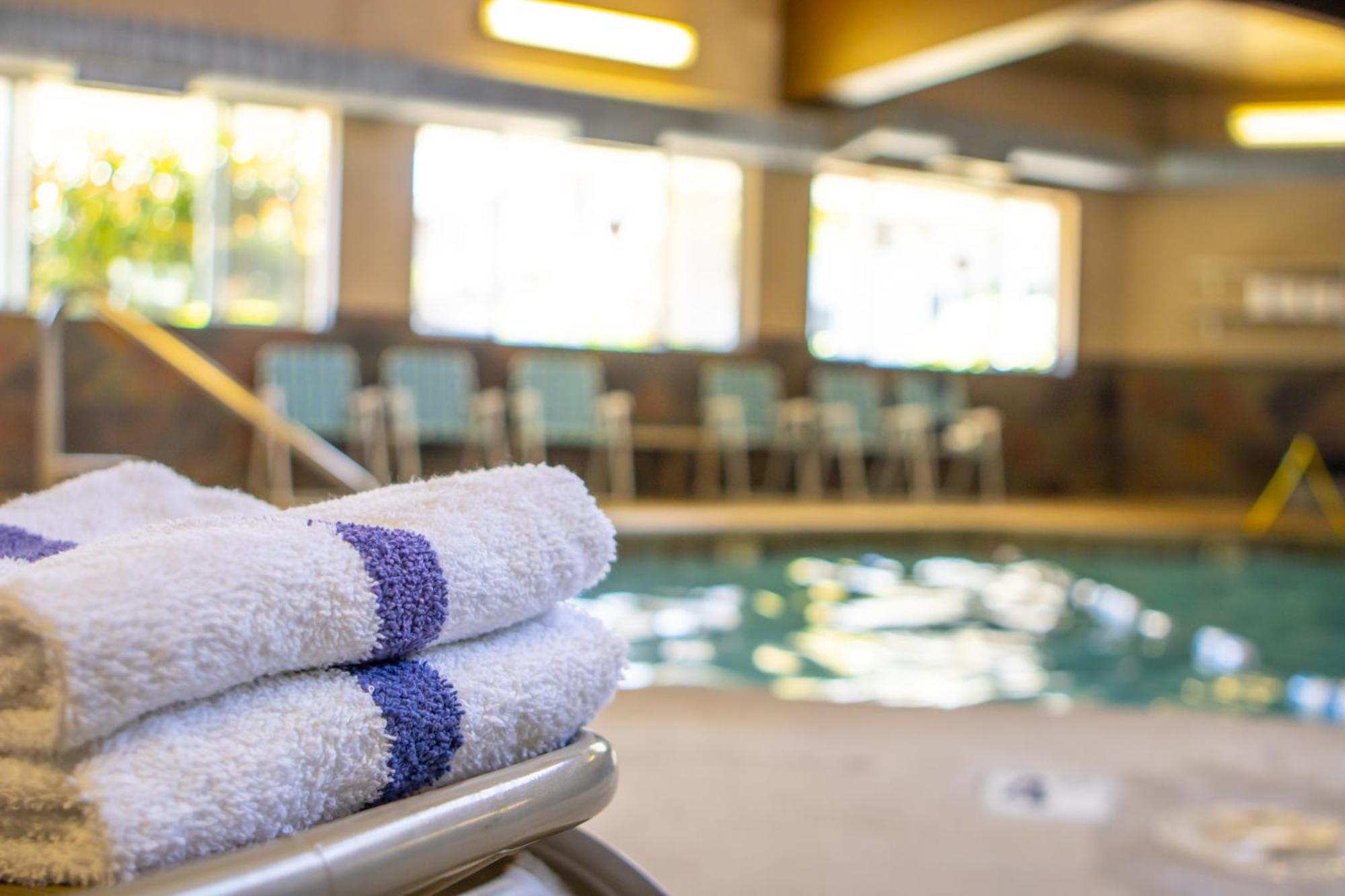 Red Lion Inn & Suites Vancouver Esterno foto