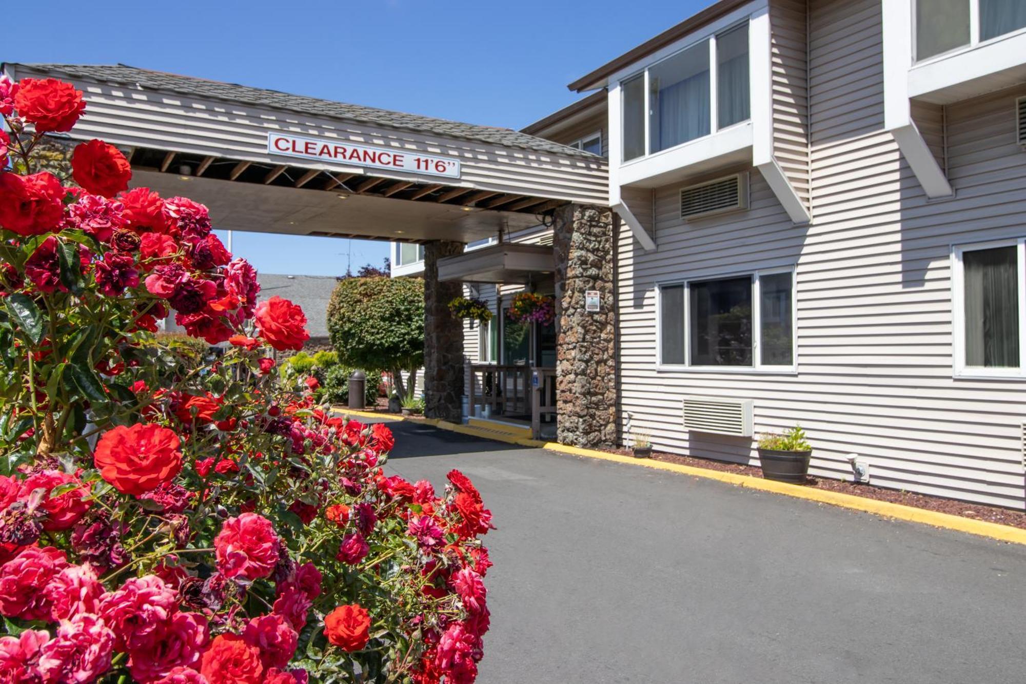 Red Lion Inn & Suites Vancouver Esterno foto